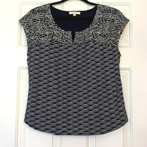 Skie's are blue ladies petite L top